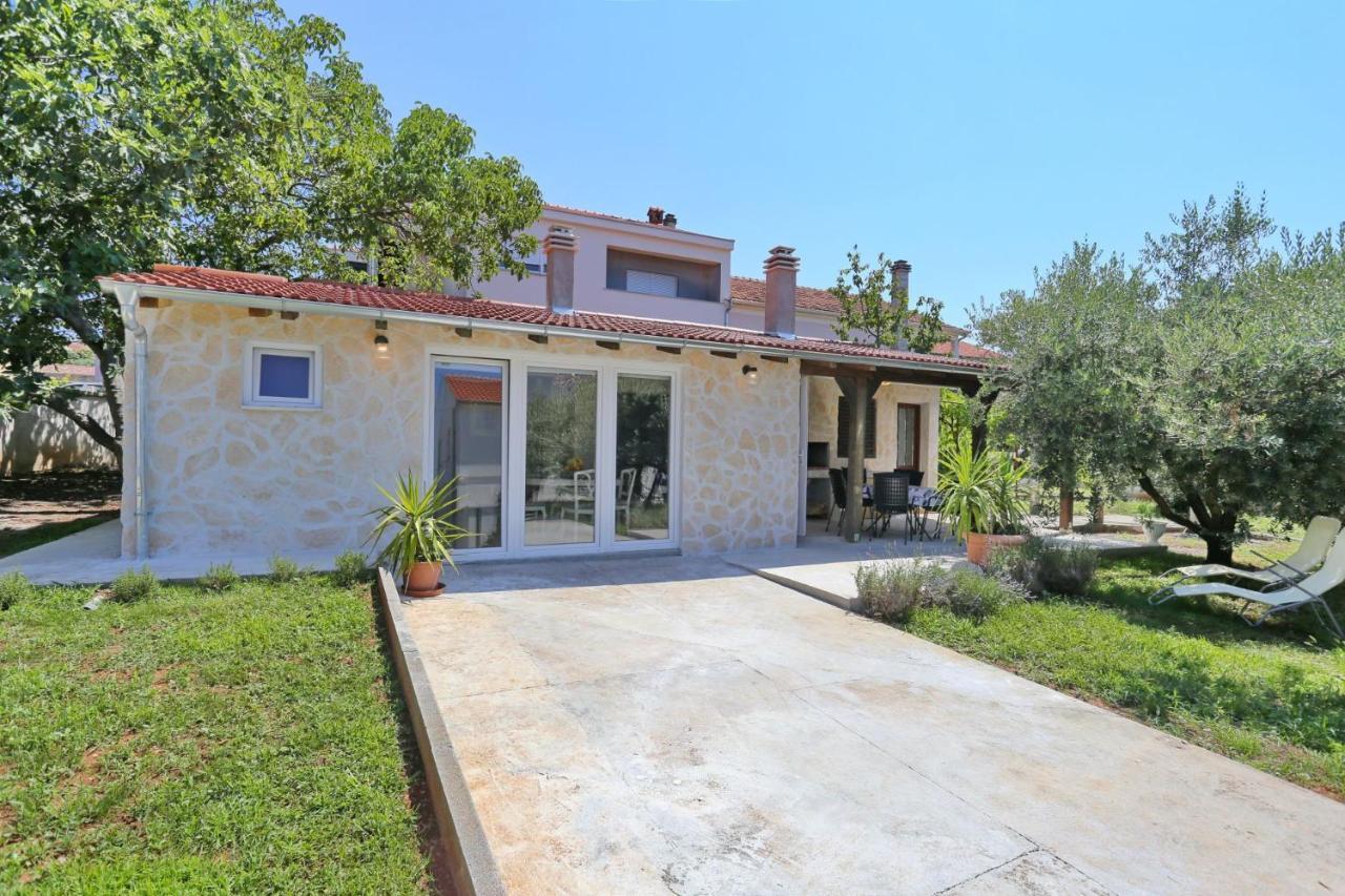 Hacienda Mia With Yacuzzi And Free Parking Zadar Exteriör bild