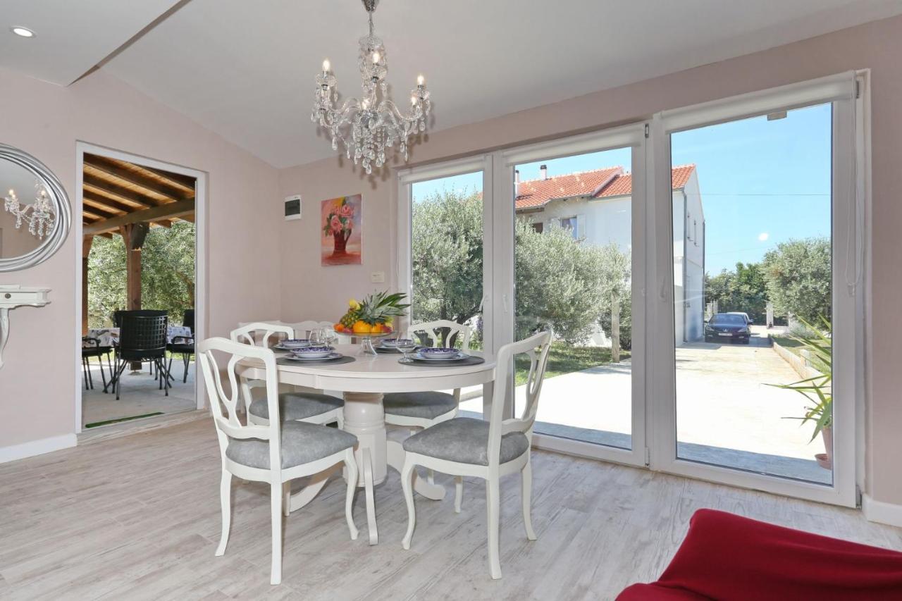 Hacienda Mia With Yacuzzi And Free Parking Zadar Exteriör bild